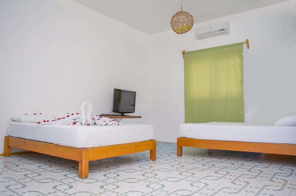 Adventure Experience Hotel Плая дел Кармен Екстериор снимка