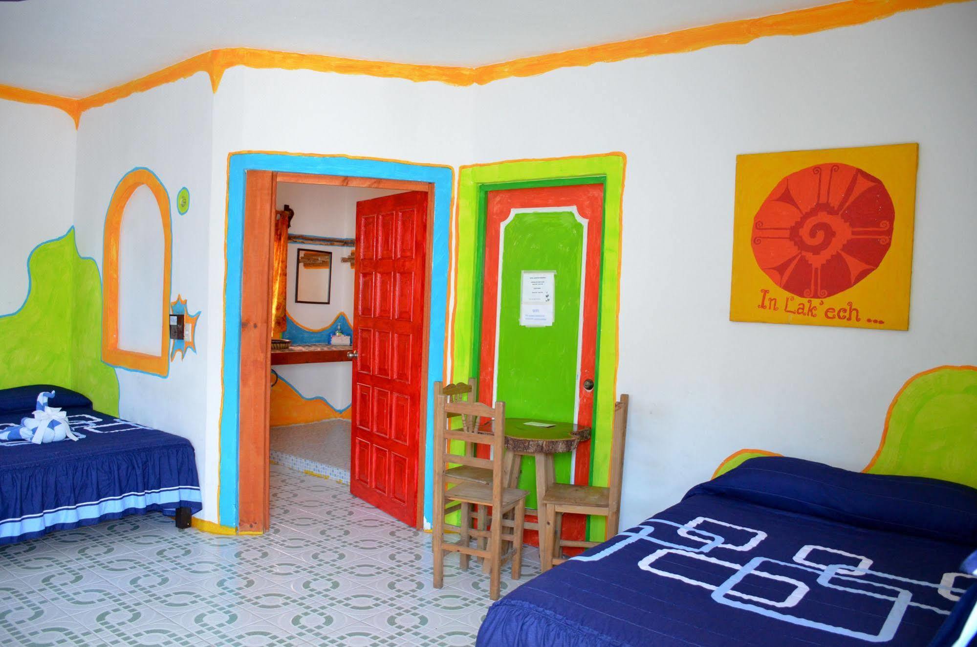 Adventure Experience Hotel Плая дел Кармен Екстериор снимка